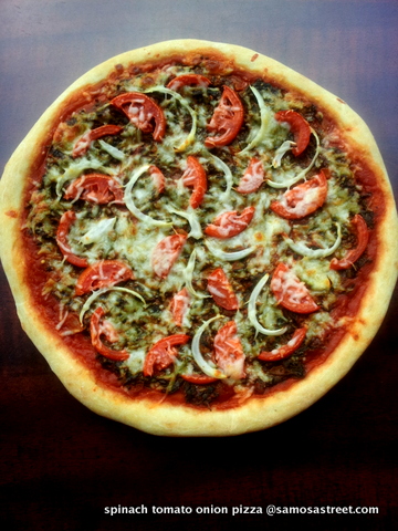 Spinach, Tomato and Onion Pizza