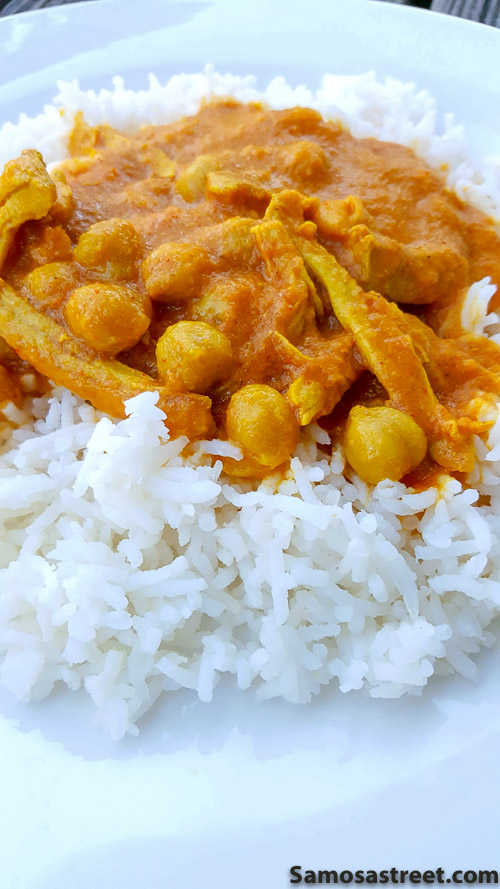 Chickpea Curry with Shredded Chicken
