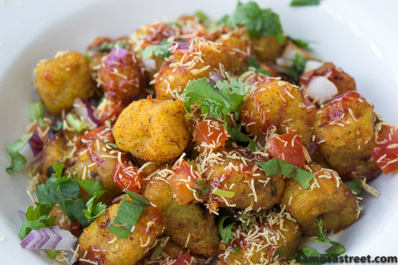 Easy Cheesy Tater Tot Chaat!!